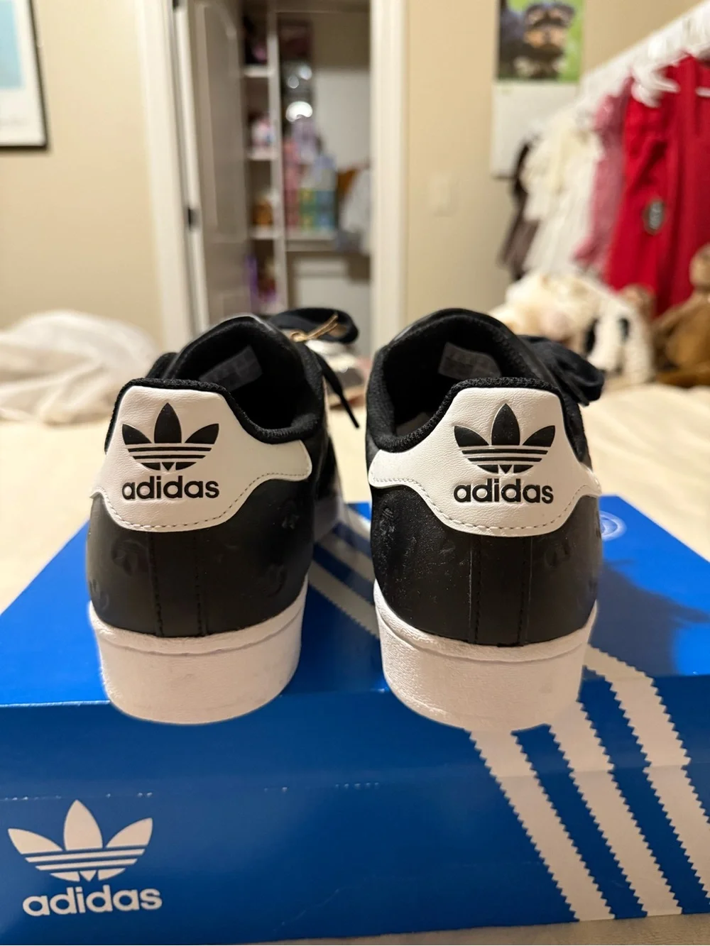 Adidas Superstar Black/White Sneakers